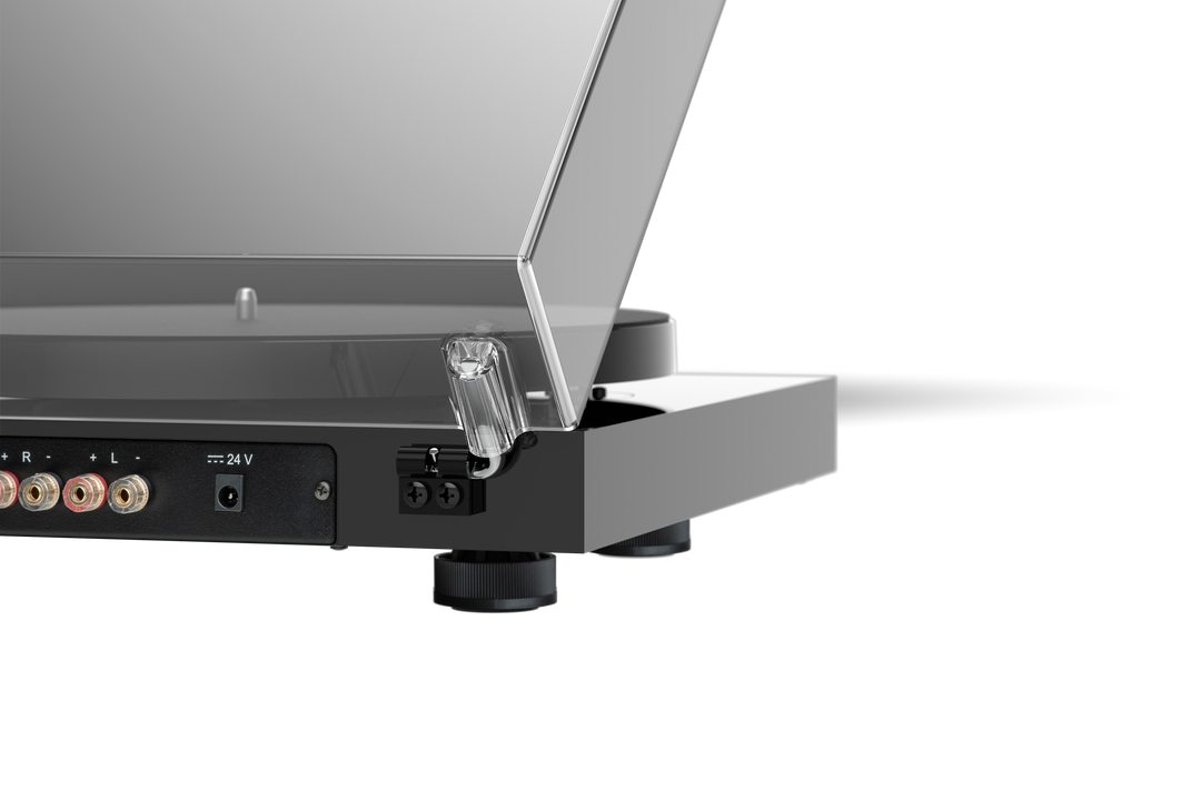 RETURVARE - Pro-Ject Jukebox E1 OM5e Piano Pladespiller (Sort)