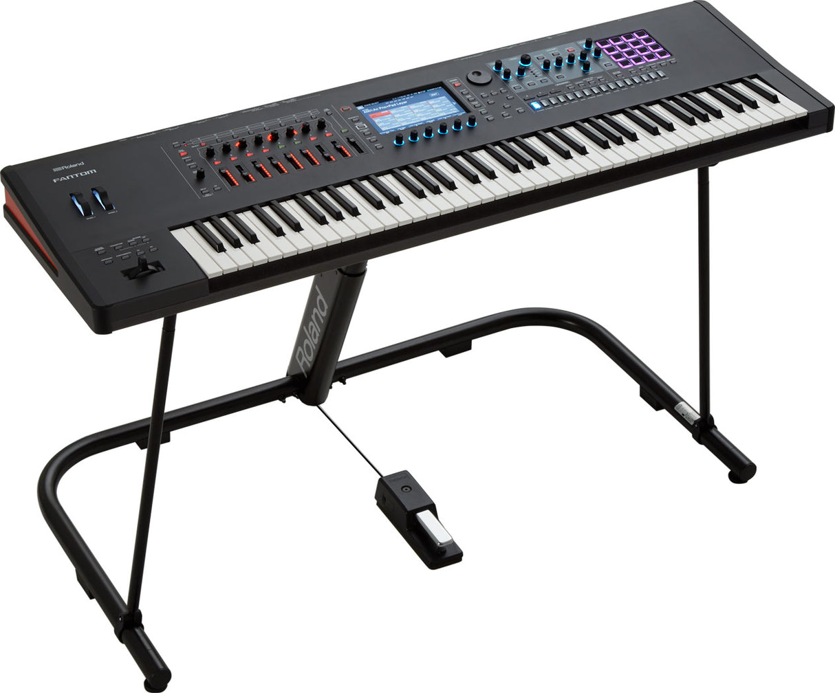 Roland Fantom 7 Synthesizer