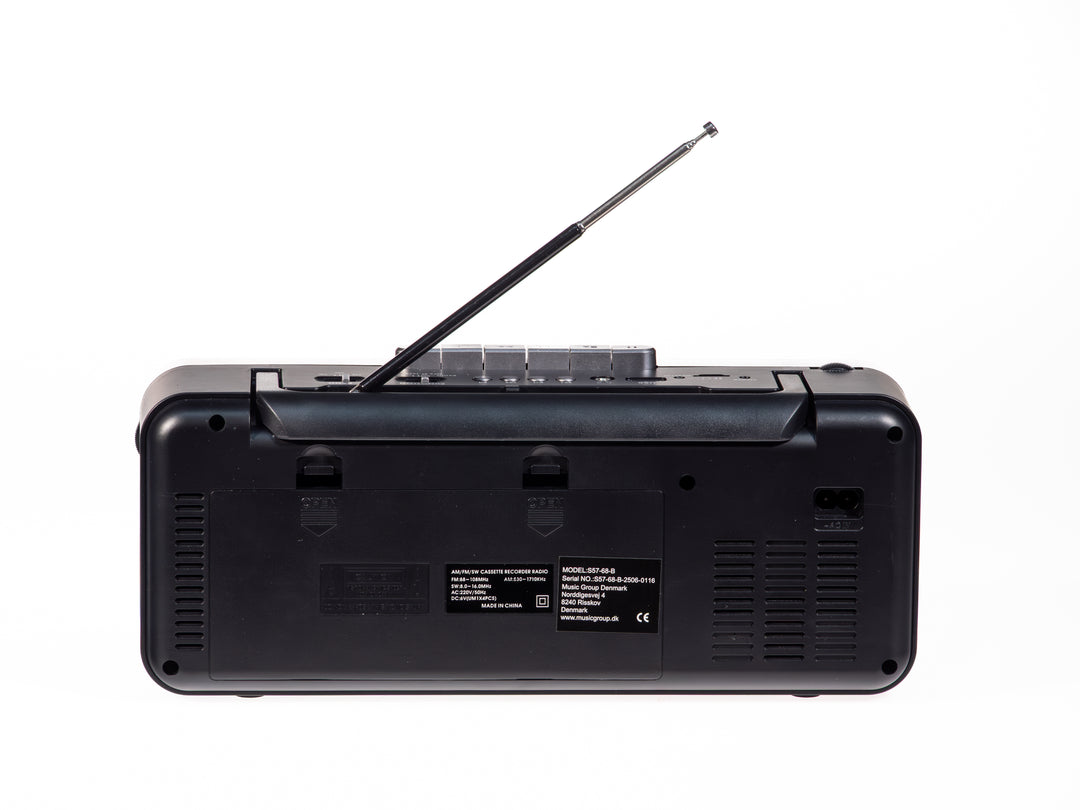 Studio 57 - Kassetteafspiller m. FM & Bluetooth, Sort
