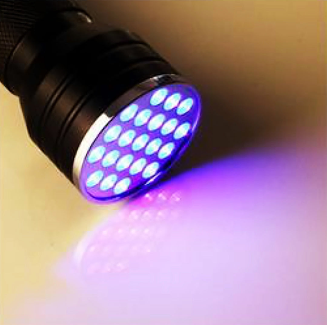 UV Lommelygte m. 21 LED Dioder