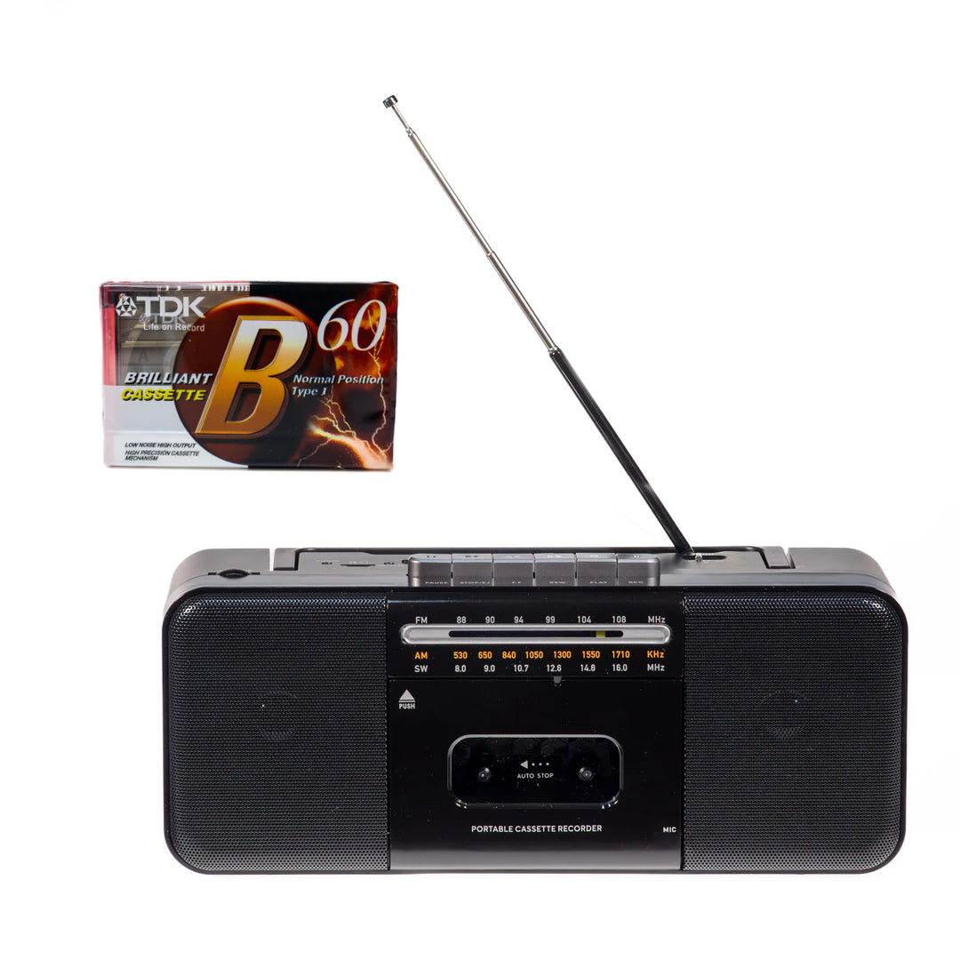 Studio 57 - Kassetteafspiller m. FM & Bluetooth, Sort + Kassettebånd