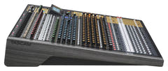 Tascam Model 2400 digital mixer og 24 track digital recorder