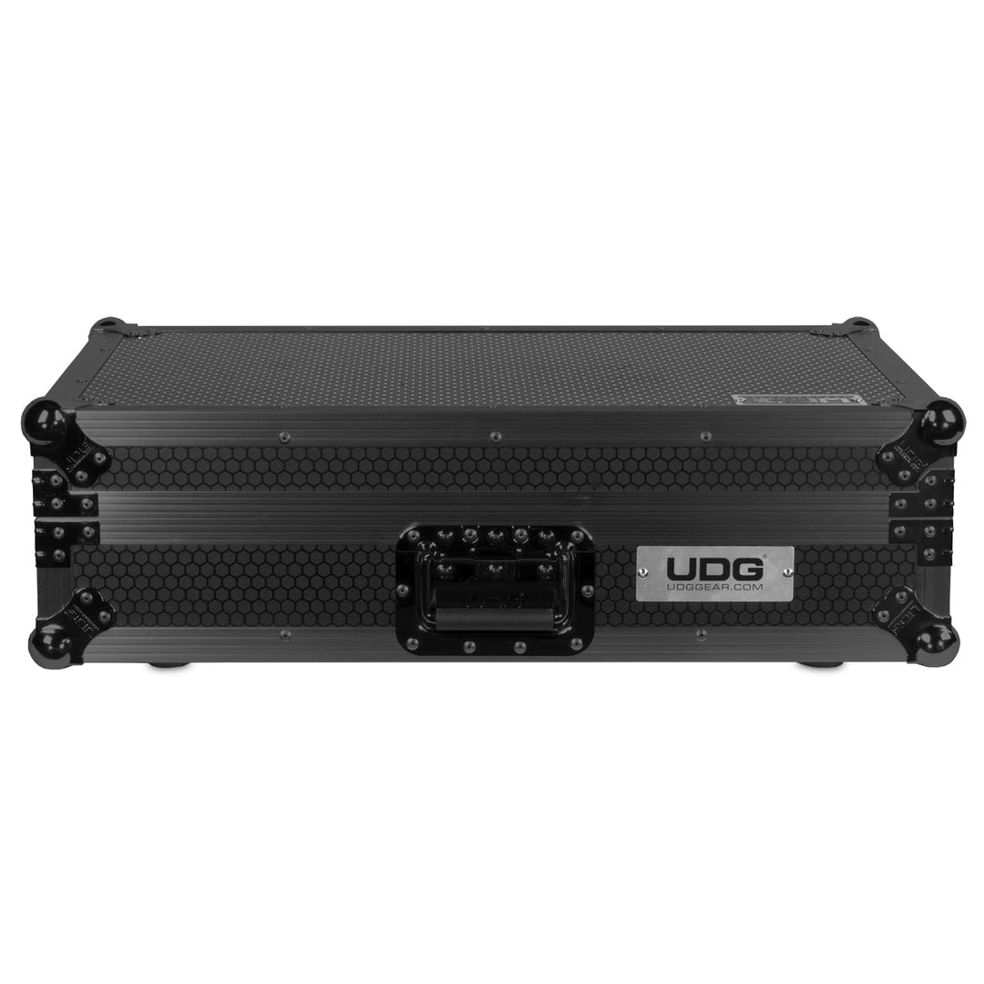 UDG Ultimate Flight Case NI Kontrol S4 MK3 Sort Plus (L)
