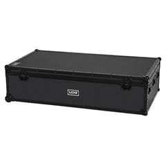 UDG Ultimate DJ Podium Workstation Flight Case Sort Plus (Wheels)