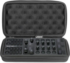 UDG Creator NI Traktor Z1 MK2/ X1 MK3/ Reloop Mixtour Pro Hardcase Sort