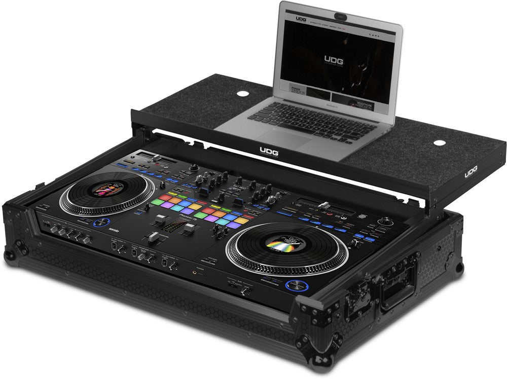 UDG Ultimate Flight Case Pioneer DDJ-REV7 Sort Plus (L&W)