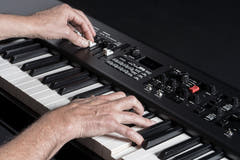 Yamaha YC88 Digital Stage Keyboard (Natural Wood)