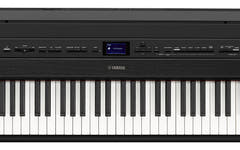 Yamaha P-525 Elklaver (Sort)