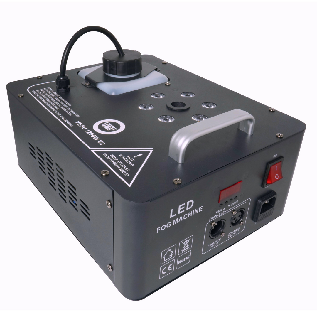 Light4Me VESU 1200W V2 Vertikal Røgmaskine med RGB LED