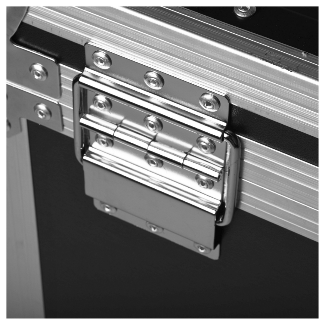 Light4me flightcase til 2 x Zoom Wash 19X15