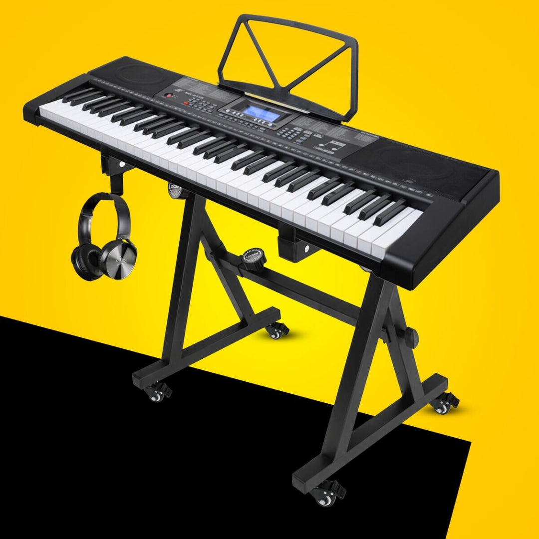 Keyboardstativ på hjul